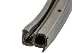 Selbstklemmendes U-Profil mit Schaumstoffseite - Volkswagen