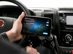 TomTom Go Camper Tour Navigation